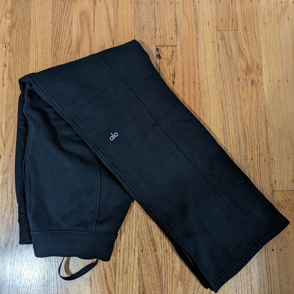 Alo yoga High-Waist Free Time Straight Leg Sweatpant